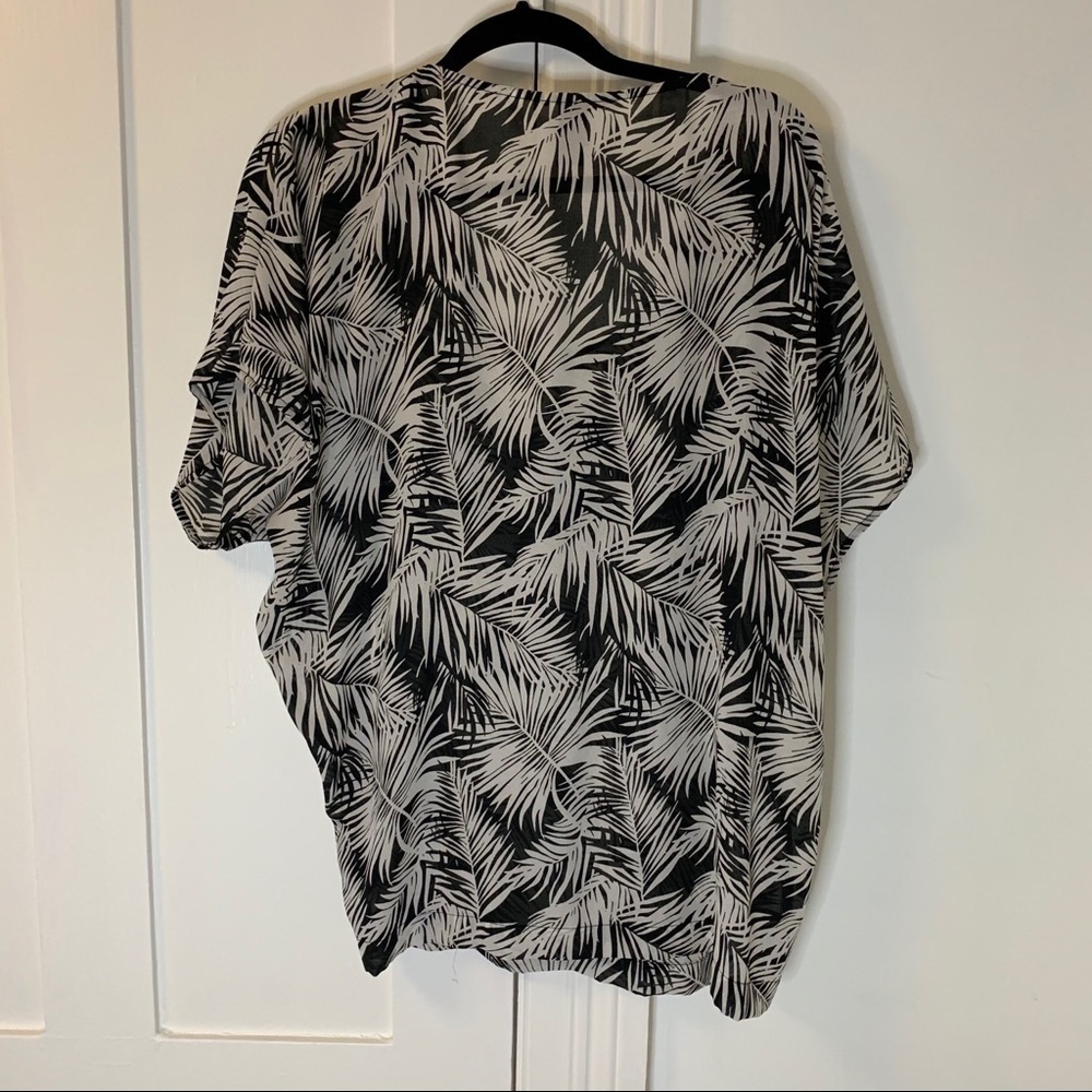 Tropical Tunic - Picture 3 of 5